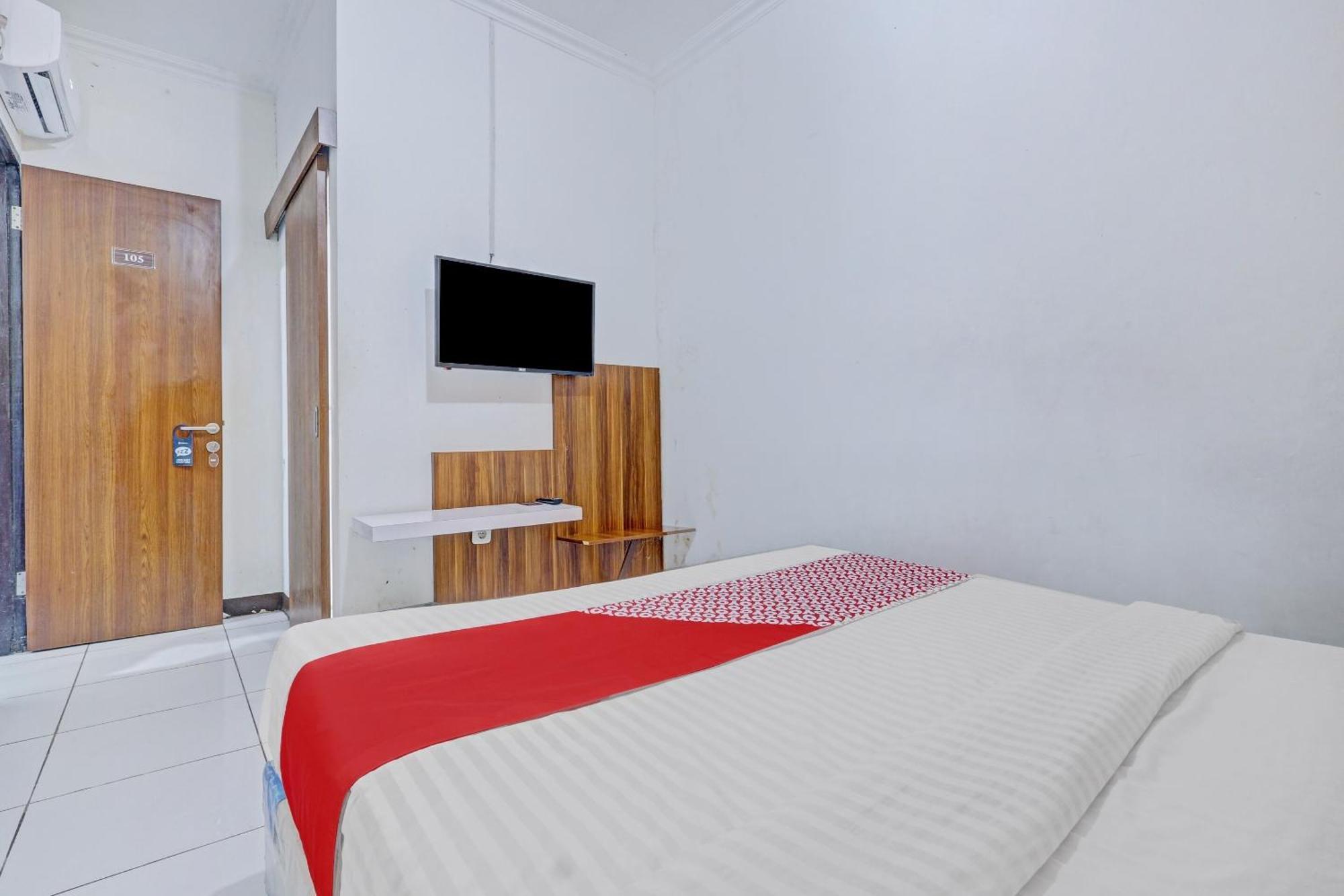 Super Oyo 90426 Near Mall Ciputra 2 เซอมารัง ภายนอก รูปภาพ